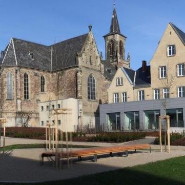 Panorama Kirche, Pfarrheim und Park St. Eligius